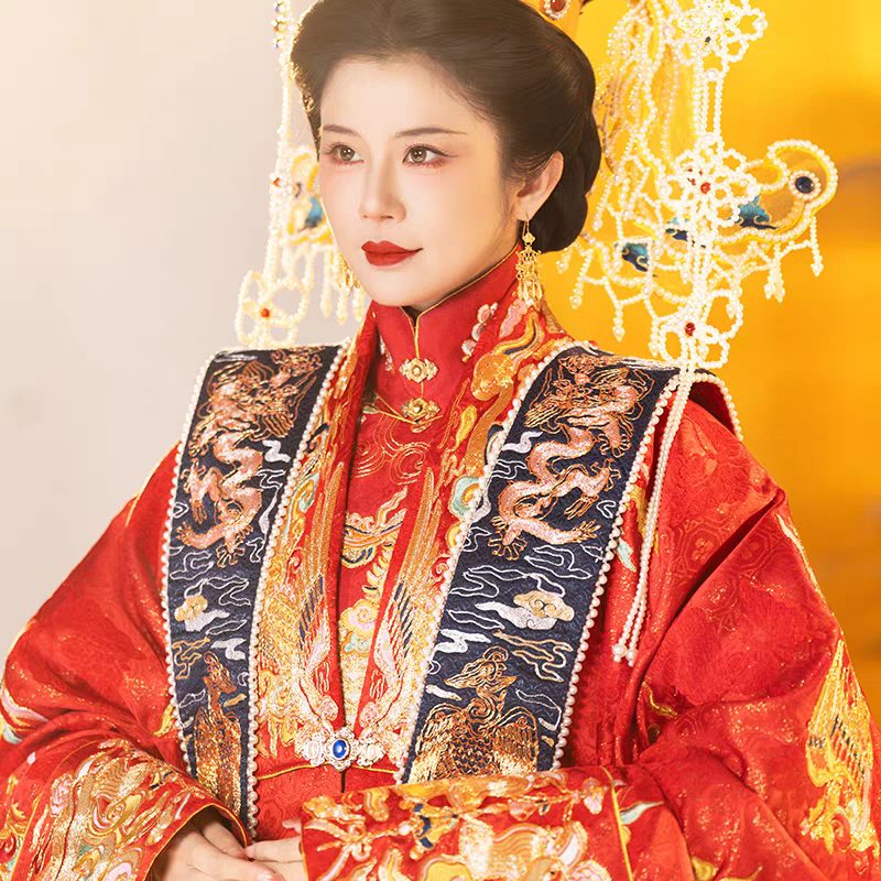 成都中式婚礼婚服怎么选? 配图2 天赐华裳
